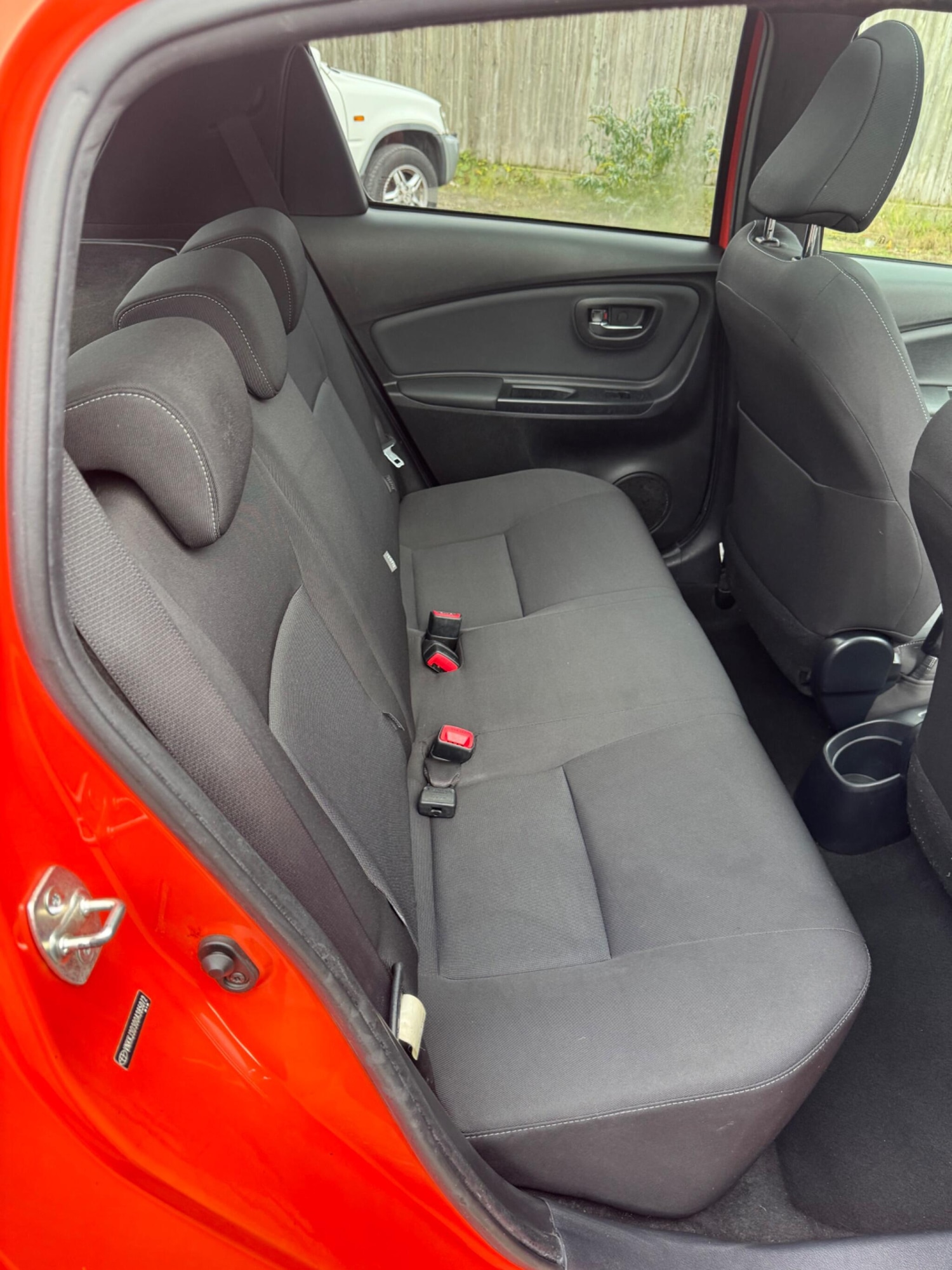 Used Toyota Yaris 2016 for sale - 76597253: Photo 20