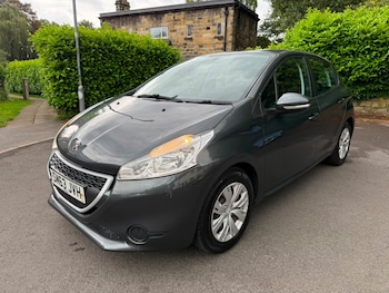 Used Peugeot 208 2014 for sale - 78828380: Photo