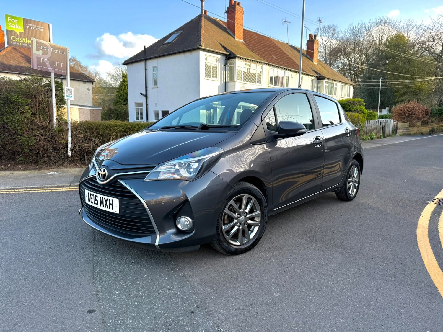 Used Toyota Yaris 2015 for sale - 78122830: Photo 2