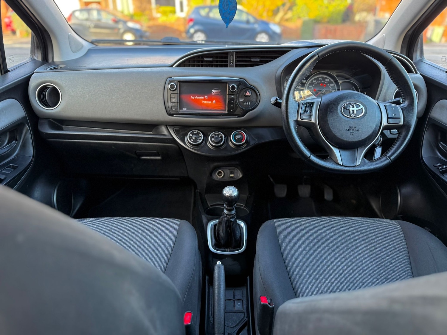 Used Toyota Yaris 2015 for sale - 78122830: Photo 8