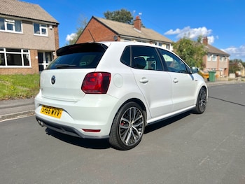 Used Volkswagen Polo 2016 for sale - 76162528: Photo
