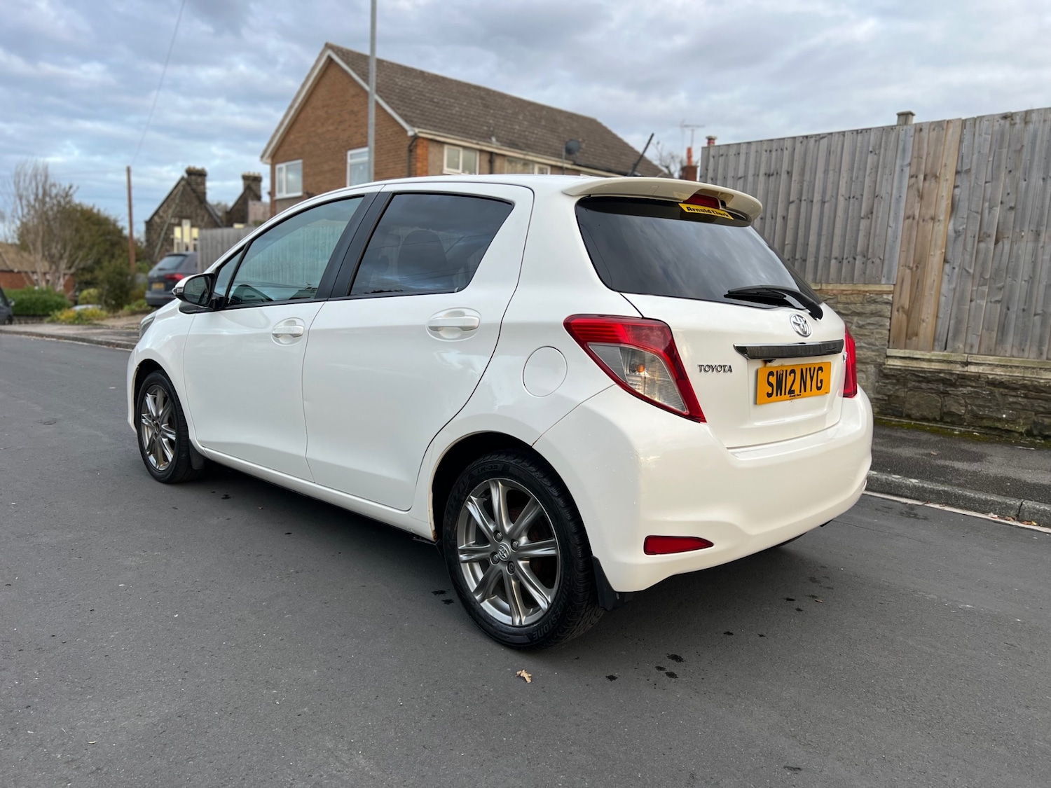 Used Toyota Yaris 2012 for sale - 76352961: Photo 5