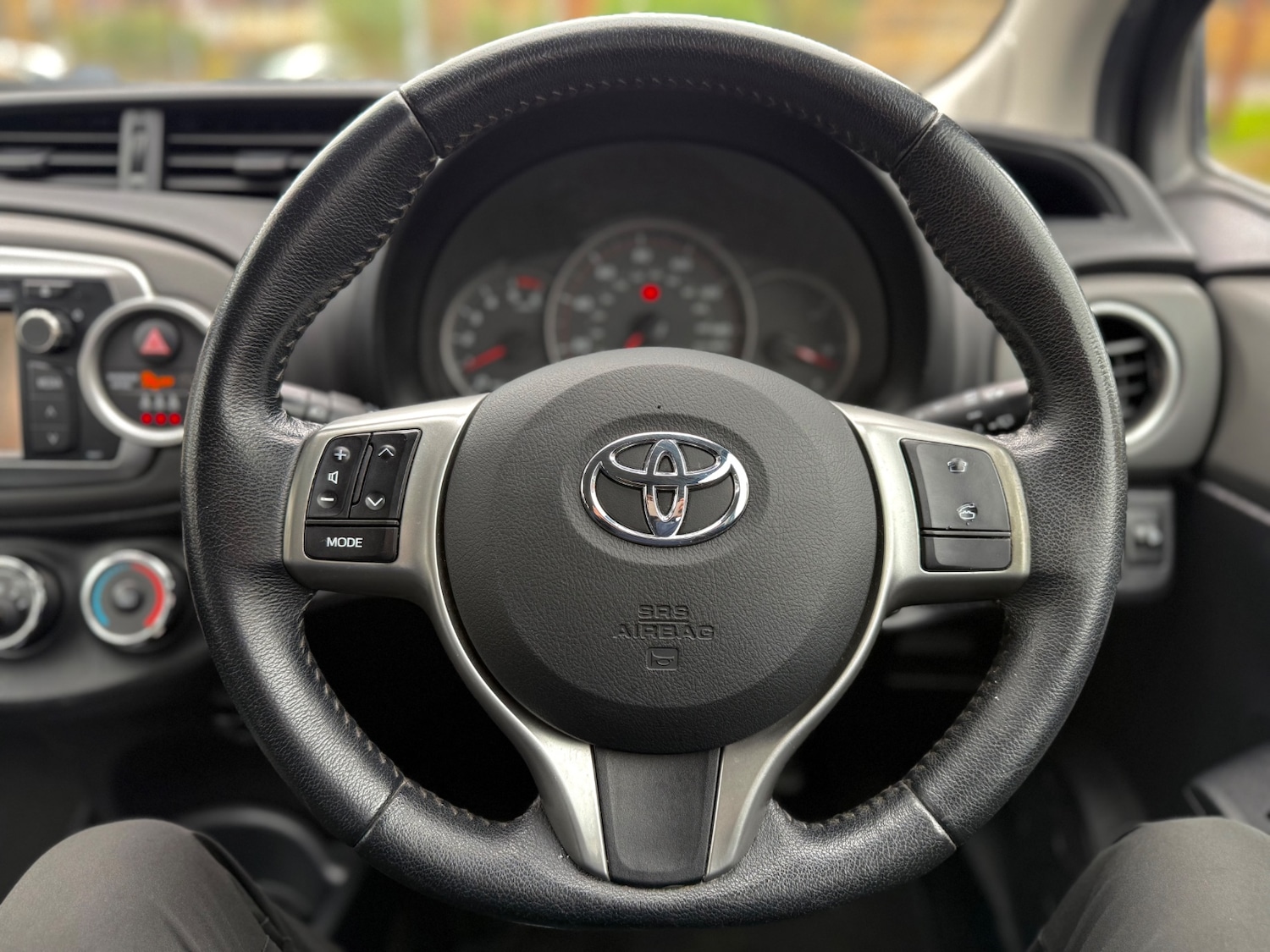 Used Toyota Yaris 2013 for sale - 77881194: Photo 12