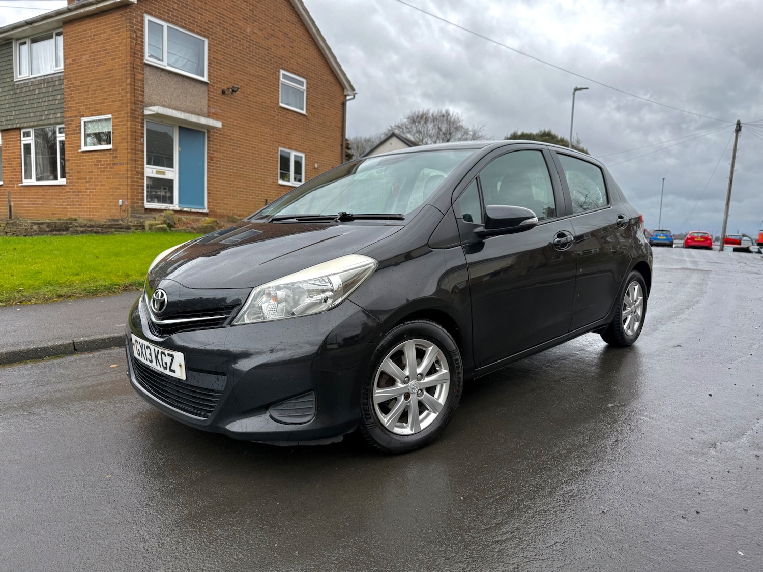 Used Toyota Yaris 2013 for sale - 77881194: Photo 2