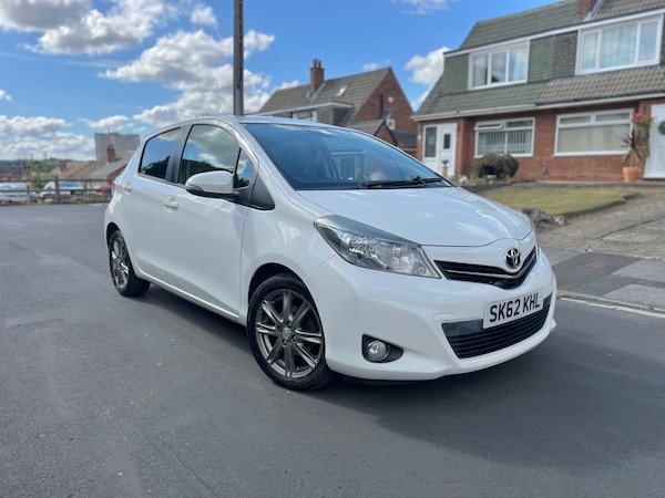 Used Toyota Yaris 2012 for sale - 76309895: Photo 1