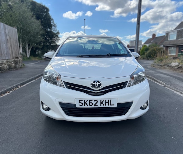 Used Toyota Yaris 2012 for sale - 76309895: Photo 3