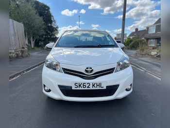 Used Toyota Yaris 2012 for sale - 76309895: Photo 3