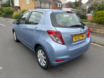 Used Toyota Yaris 2012 for sale - 78740107: Photo