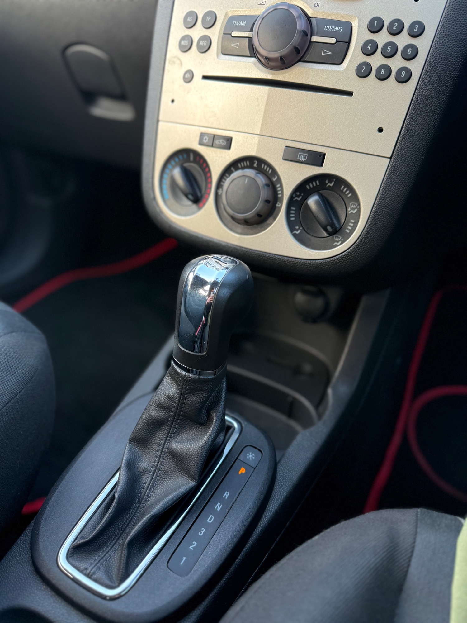 Used Vauxhall Corsa 2007 for sale - 78055175: Photo 12