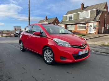 Toyota - Yaris