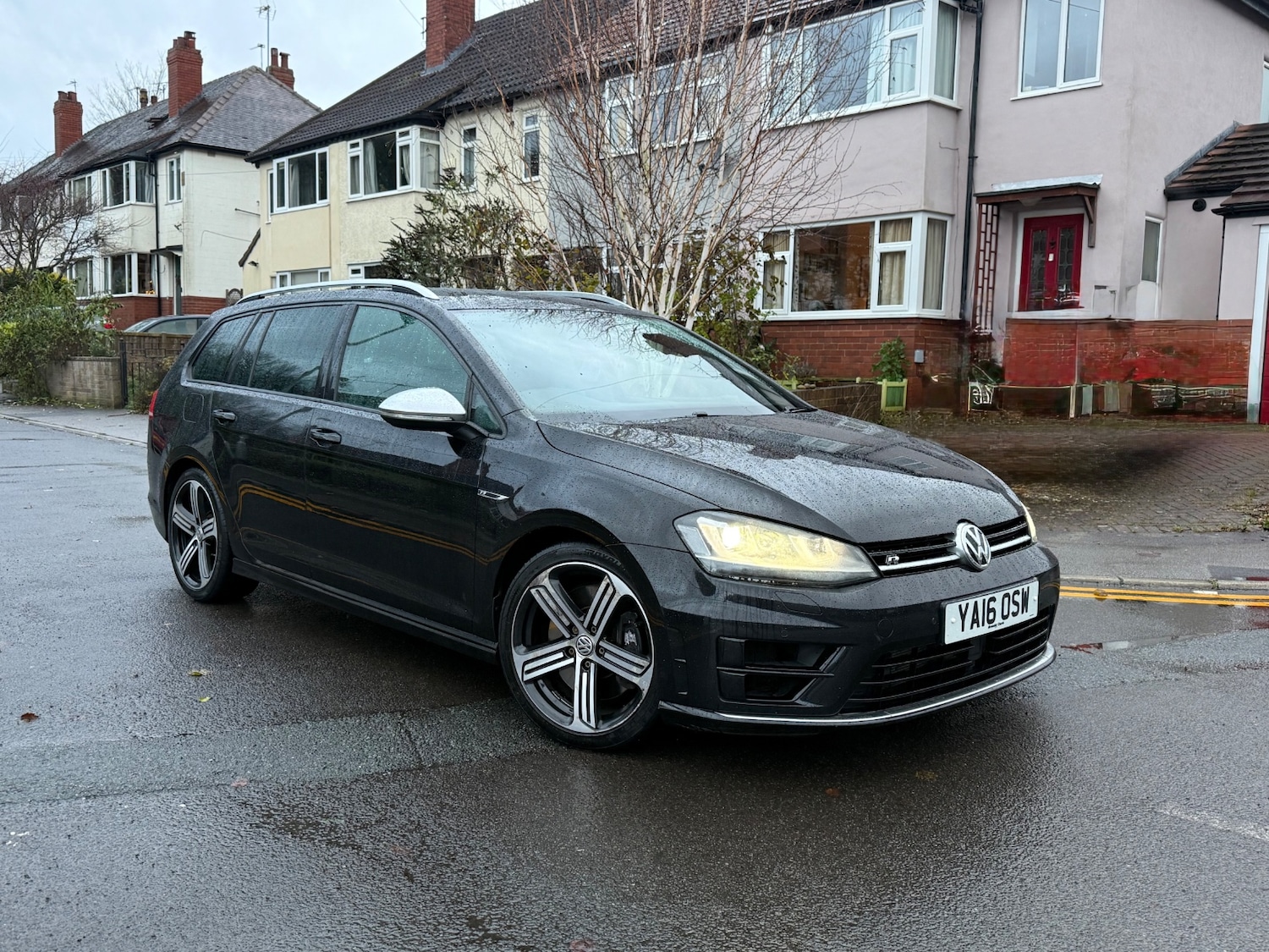 Used Volkswagen Golf 2016 for sale - 76860013: Photo 1