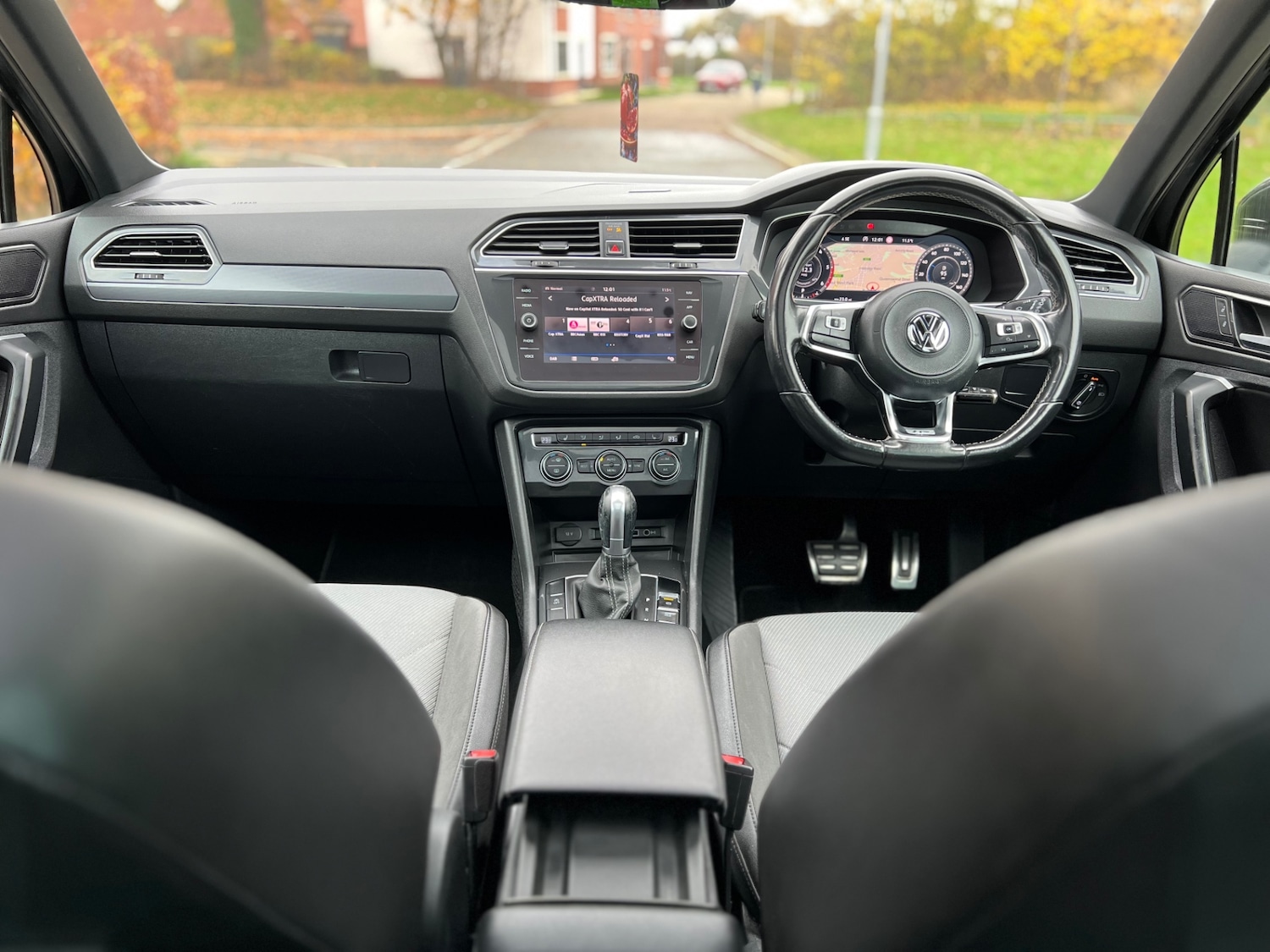 Used Volkswagen Tiguan 2018 for sale - 76542912: Photo 10