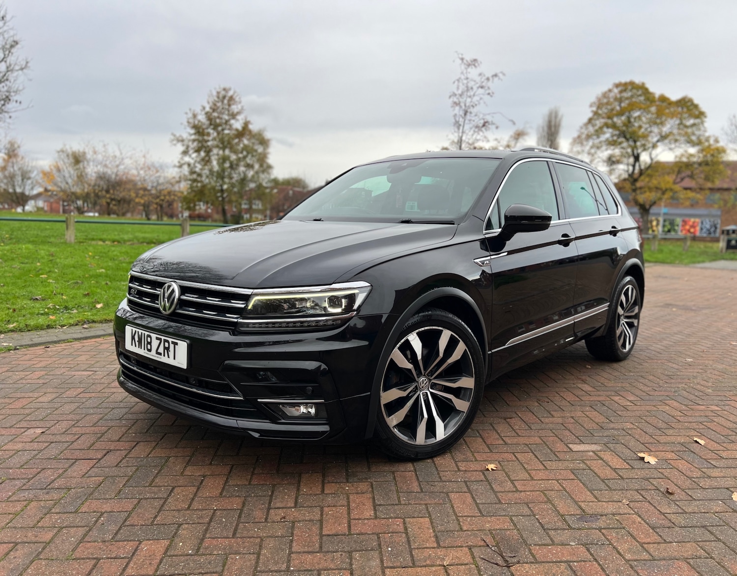 Used Volkswagen Tiguan 2018 for sale - 76542912: Photo 2