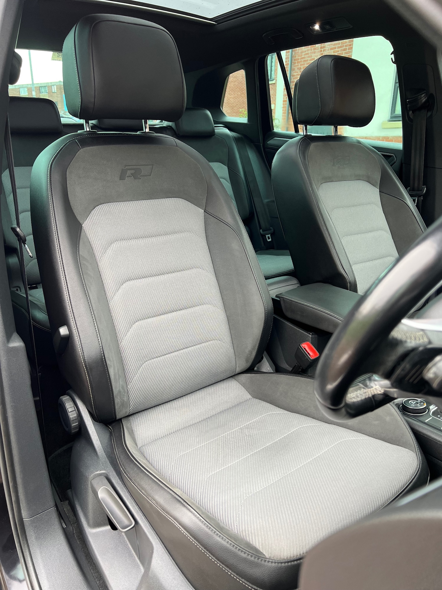 Used Volkswagen Tiguan 2018 for sale - 76542912: Photo 9