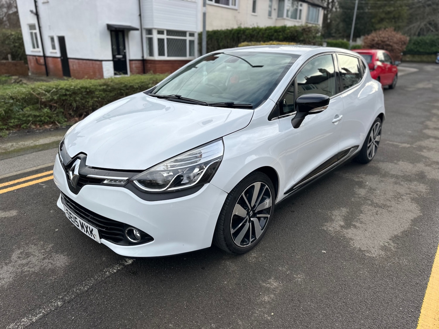 Used Renault Clio 2015 for sale - 77662105: Photo 3