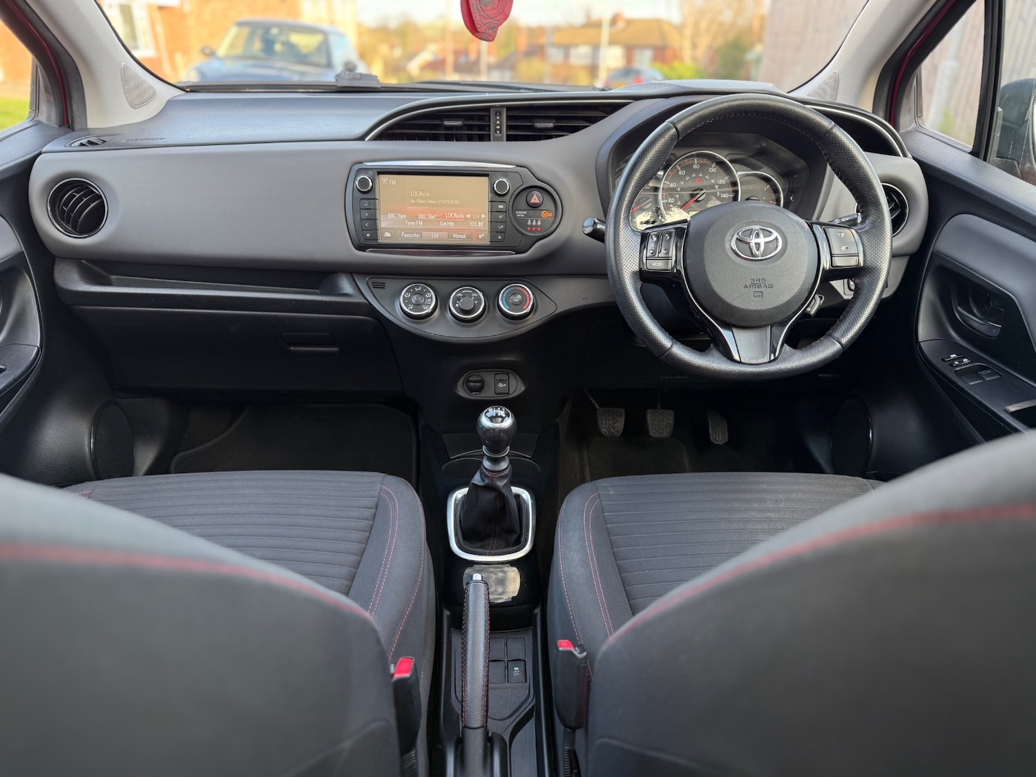 Used Toyota Yaris 2014 for sale - 76941333: Photo 10