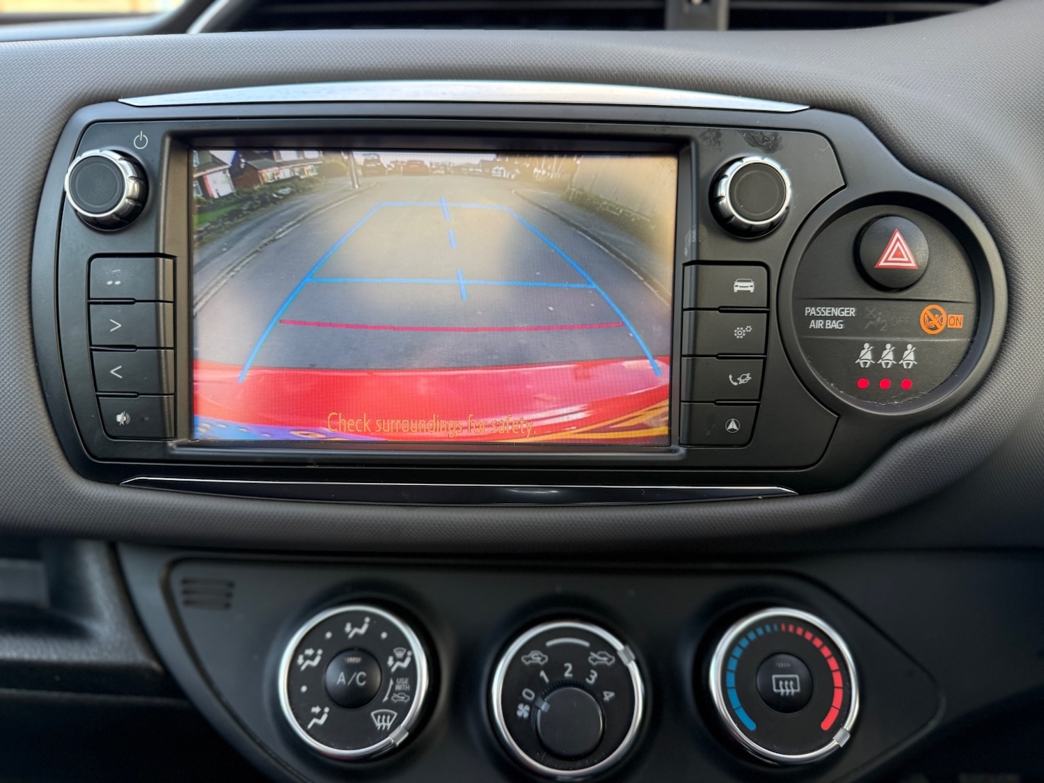 Used Toyota Yaris 2014 for sale - 76941333: Photo 12