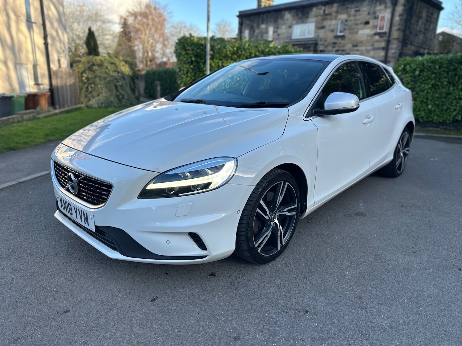 Used Volvo V40 2018 for sale - 78122104: Photo 3
