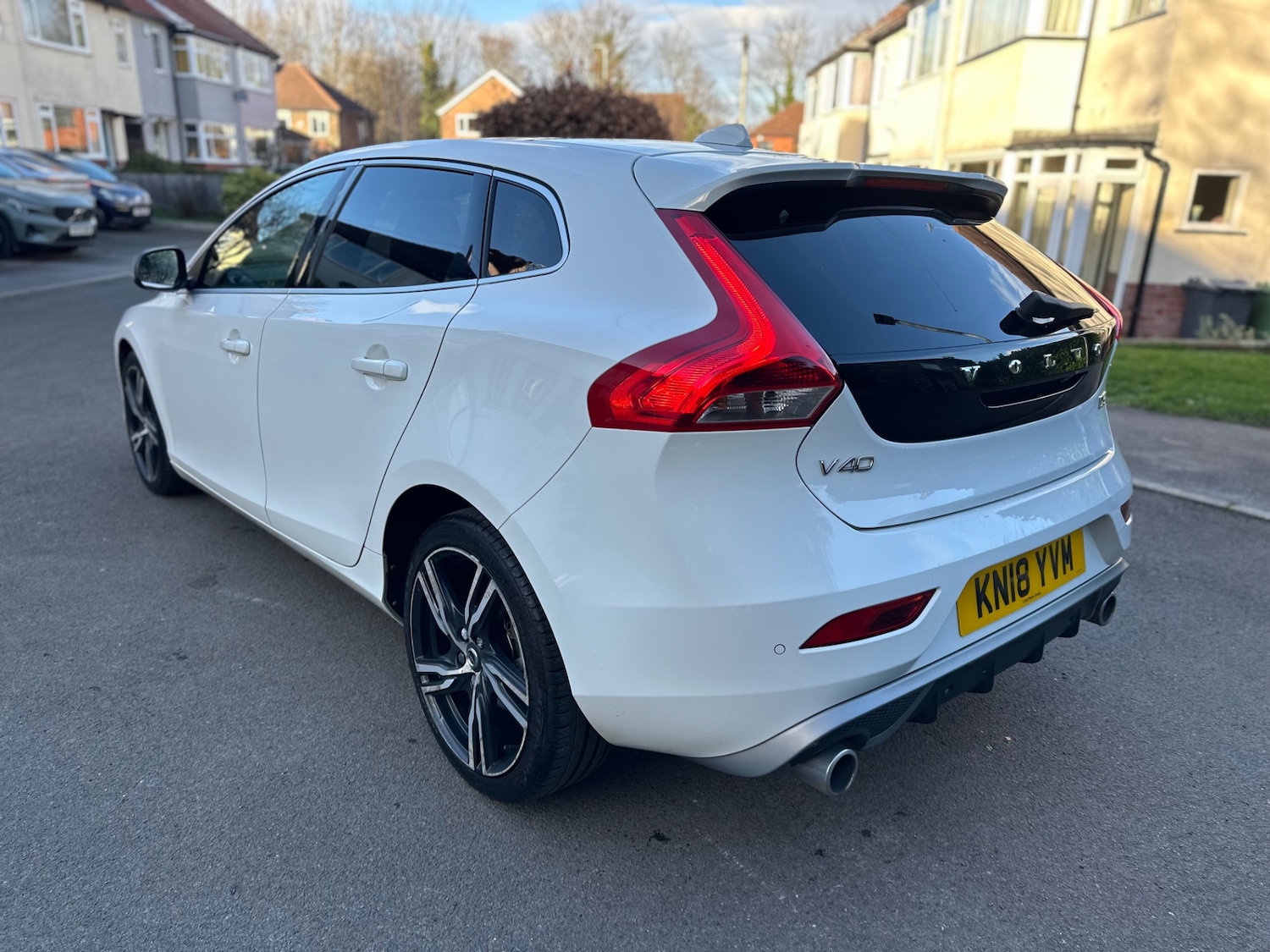 Used Volvo V40 2018 for sale - 78122104: Photo 4