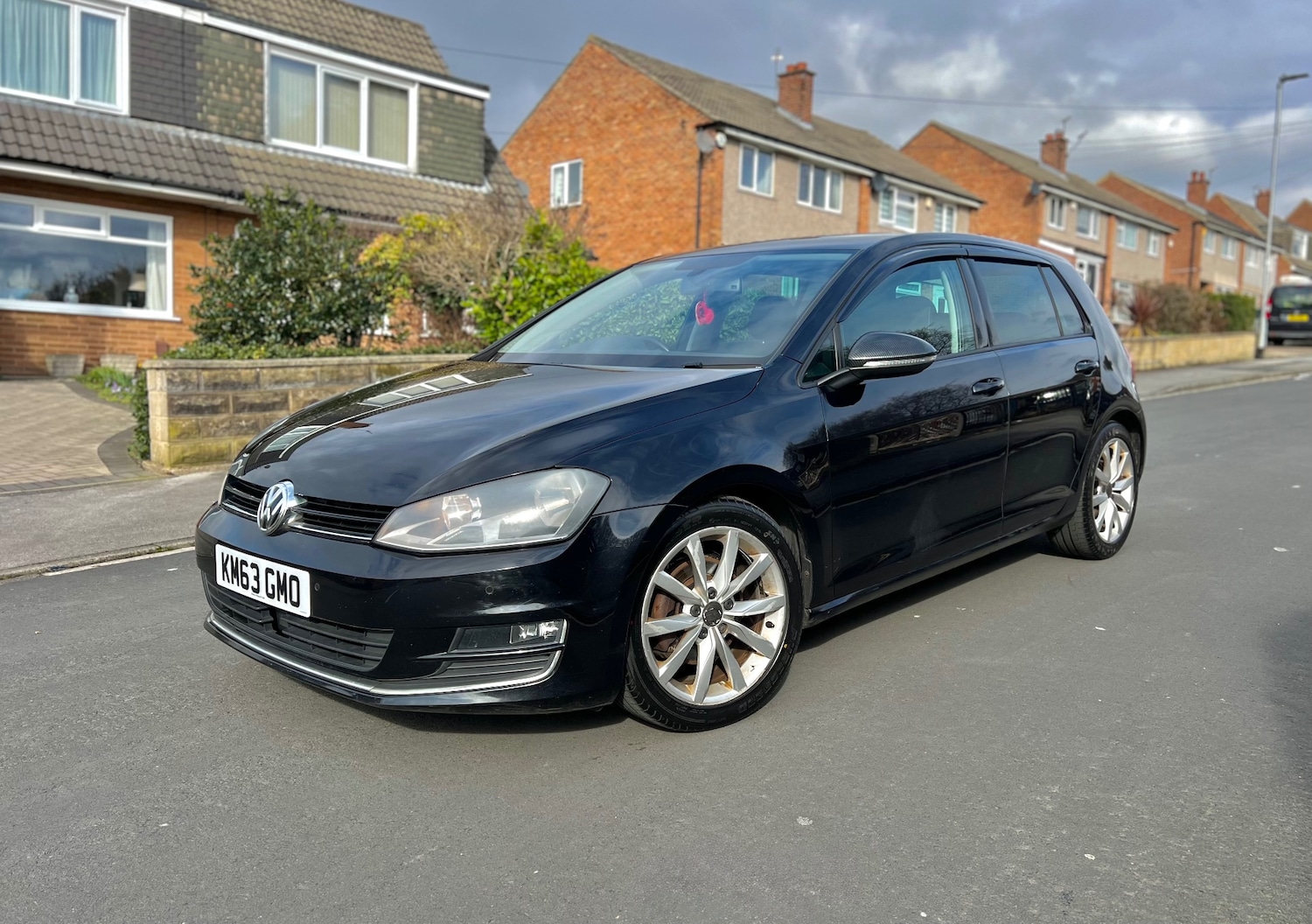 Used Volkswagen Golf 2013 for sale - 77665300: Photo 2