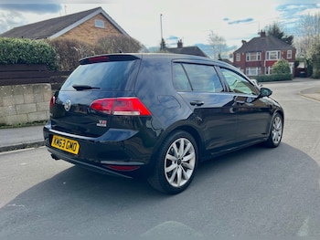 Used Volkswagen Golf 2013 for sale - 77665300: Photo