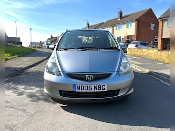 Used Honda Jazz 2006 for sale - 77950730: Photo