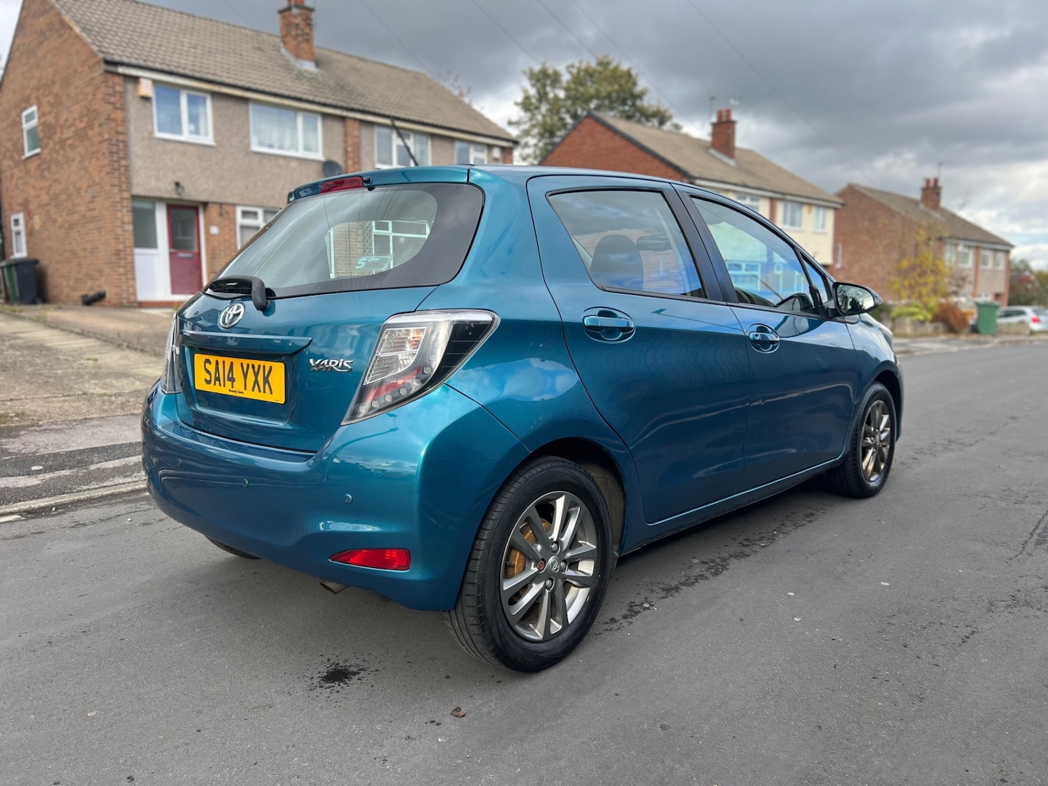Used Toyota Yaris 2014 for sale - 76353075: Photo 4