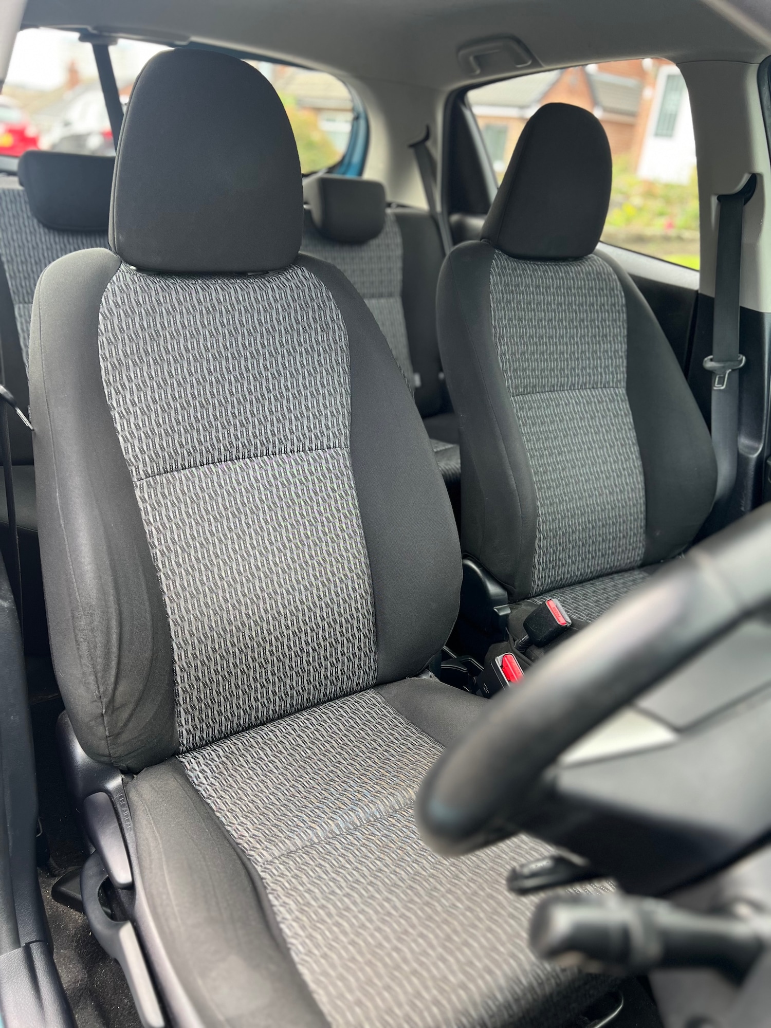 Used Toyota Yaris 2014 for sale - 76353075: Photo 9