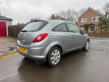 Used Vauxhall Corsa 2013 for sale - 77450817: Photo