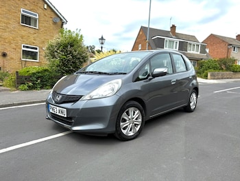 Used Honda Jazz 2013 for sale - 78940189: Photo