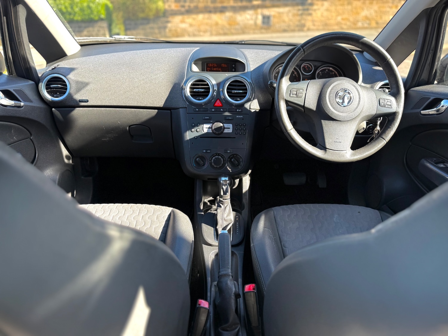 Used Vauxhall Corsa 2011 for sale - 77921567: Photo 10