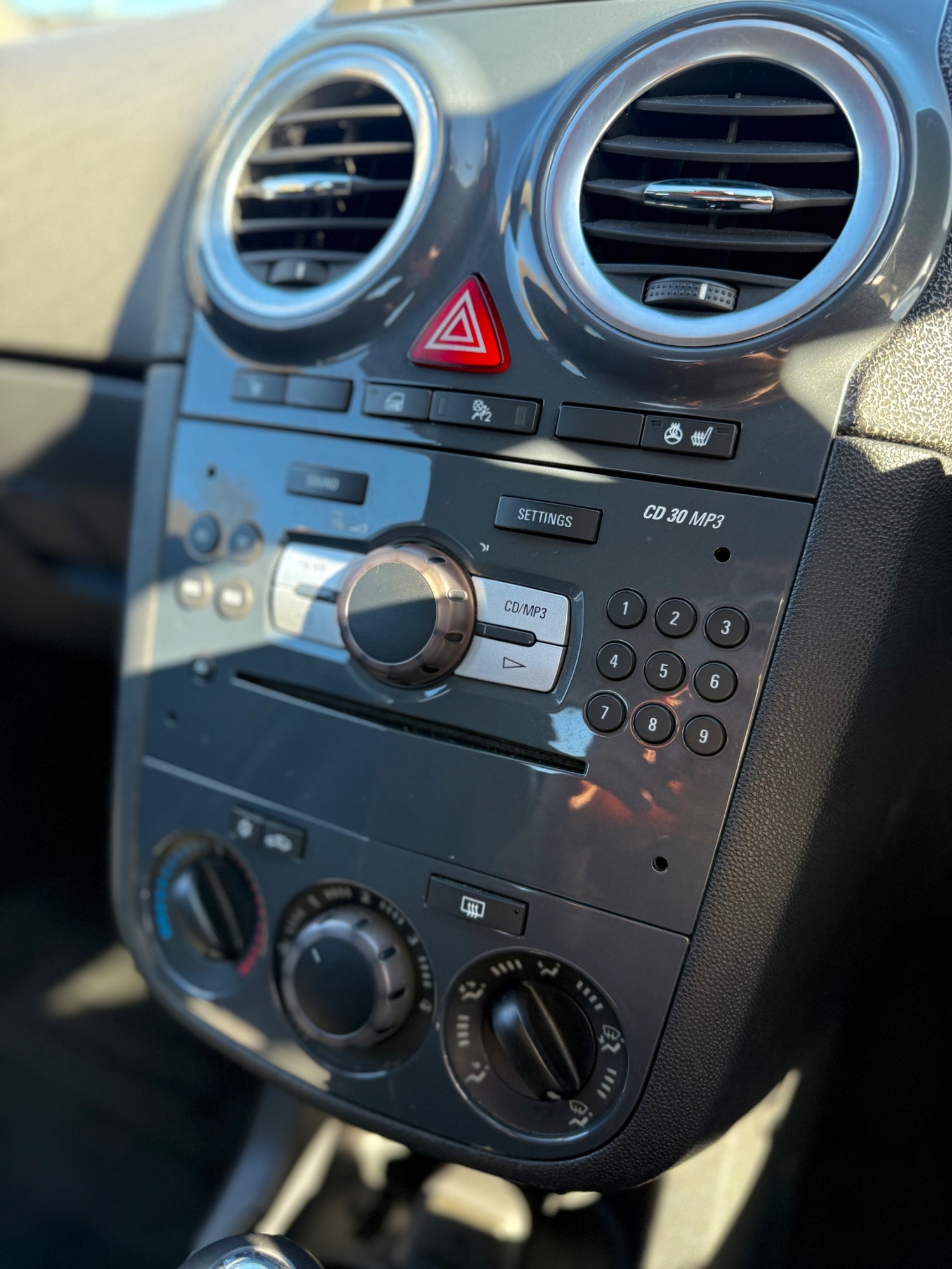 Used Vauxhall Corsa 2011 for sale - 77921567: Photo 11