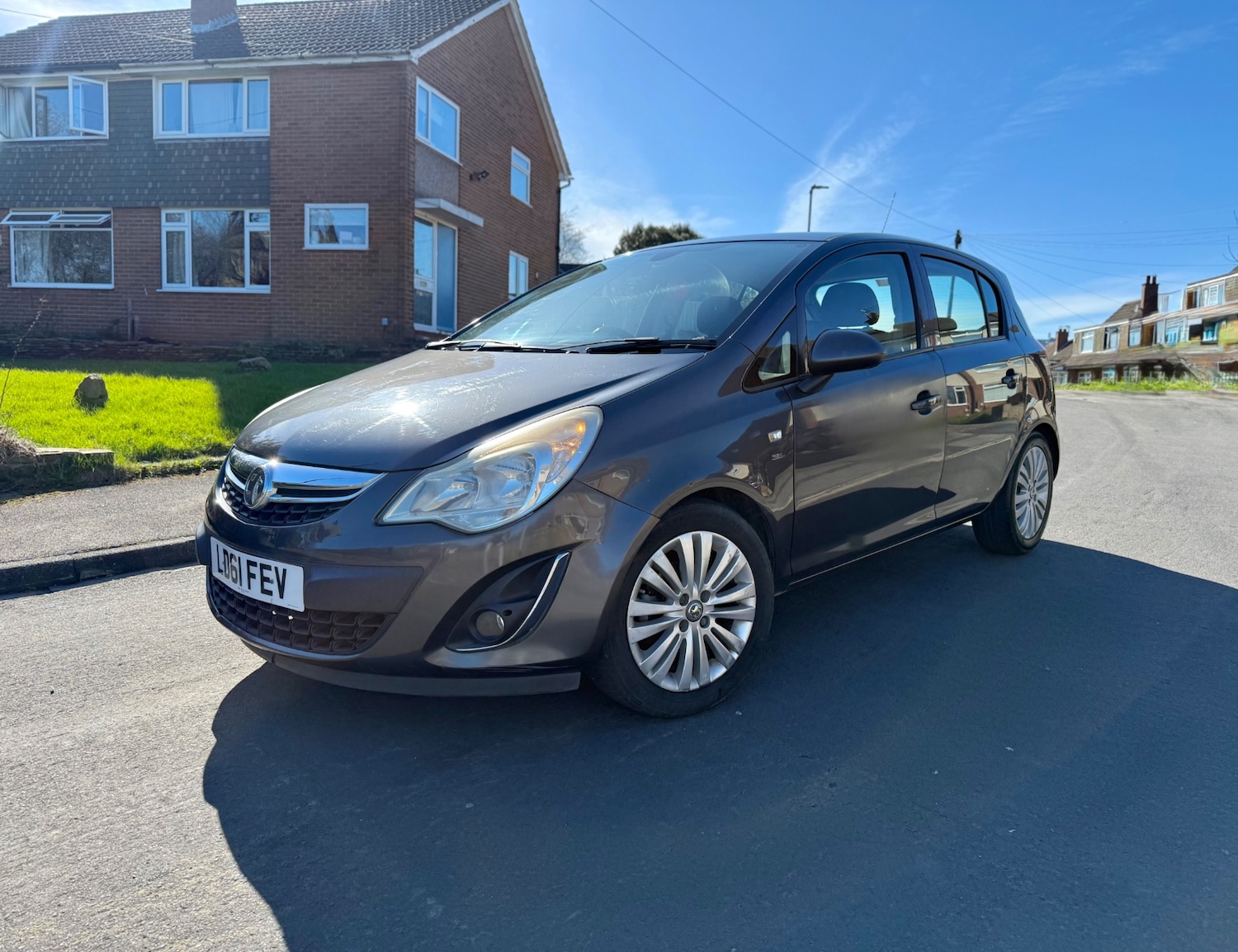 Used Vauxhall Corsa 2011 for sale - 77921567: Photo 2