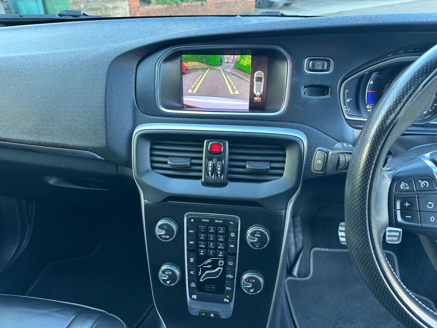 Used Volvo V40 2018 for sale - 77896044: Photo 10