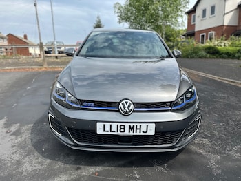 Used Volkswagen Golf 2018 for sale - 78577131: Photo