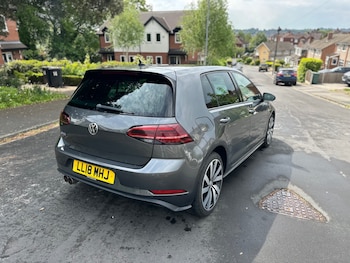 Used Volkswagen Golf 2018 for sale - 78577131: Photo