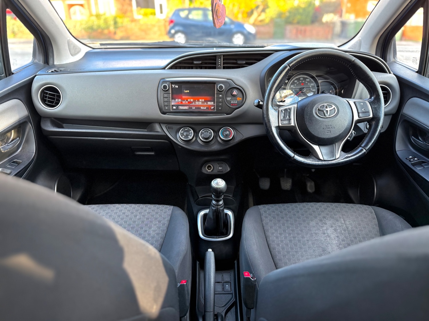 Used Toyota Yaris 2015 for sale - 78018680: Photo 10