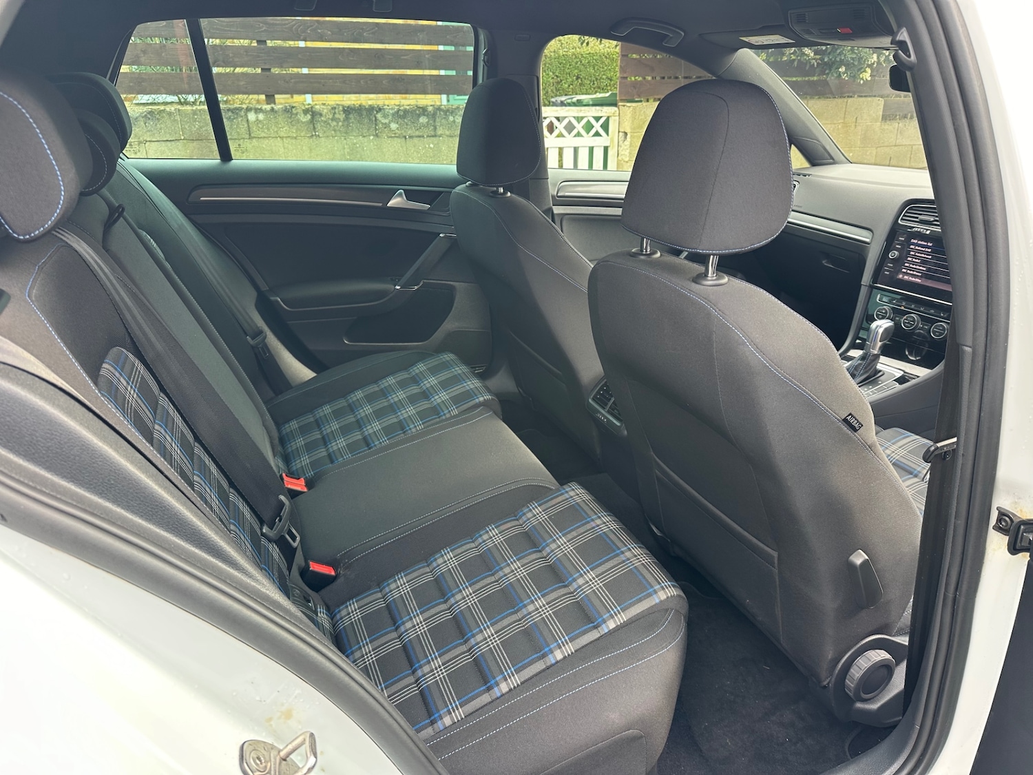 Used Volkswagen Golf 2018 for sale - 77675410: Photo 10