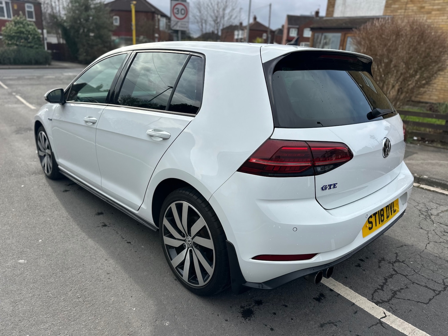 Used Volkswagen Golf 2018 for sale - 77675410: Photo 4