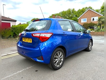 Used Toyota Yaris 2017 for sale - 78489055: Photo