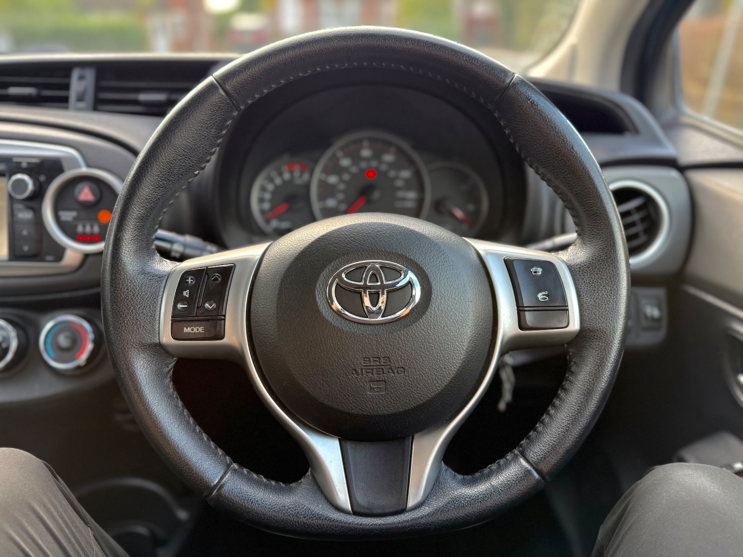 Used Toyota Yaris 2013 for sale - 77665294: Photo 12