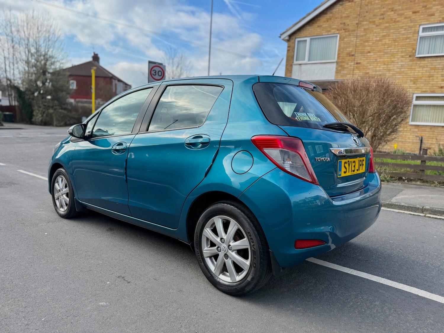 Used Toyota Yaris 2013 for sale - 77665294: Photo 5