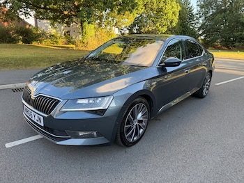 Used Skoda Superb 2016 for sale - 79583924: Photo