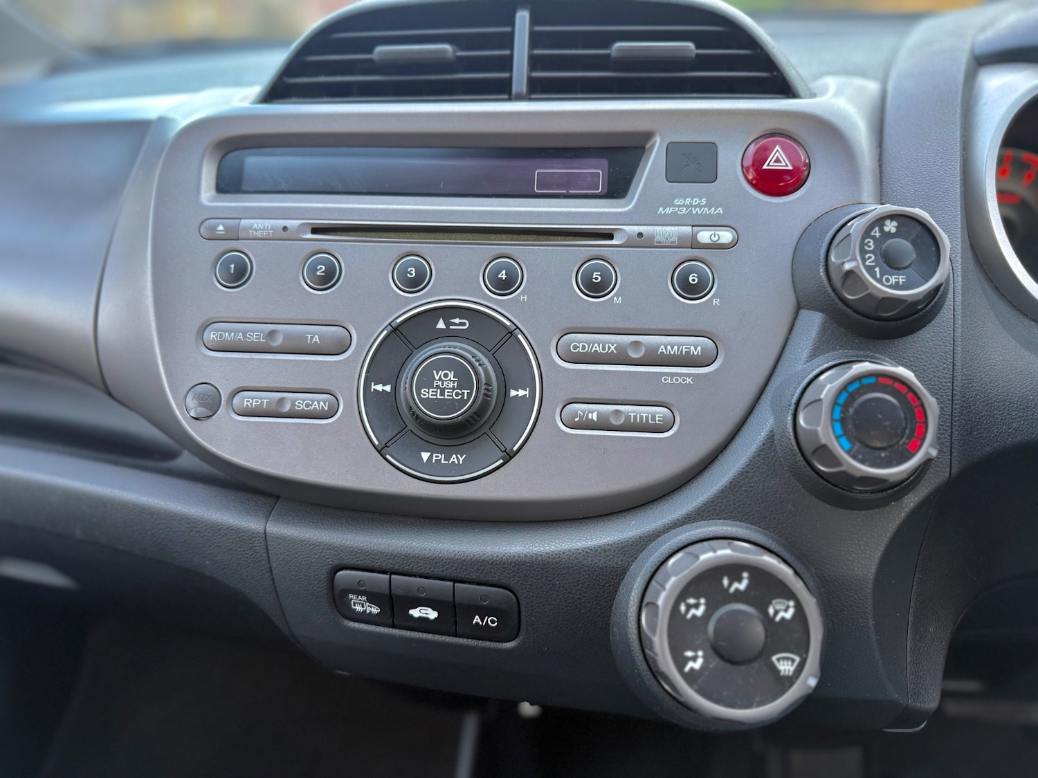 Used Honda Jazz 2009 for sale - 77663696: Photo 11