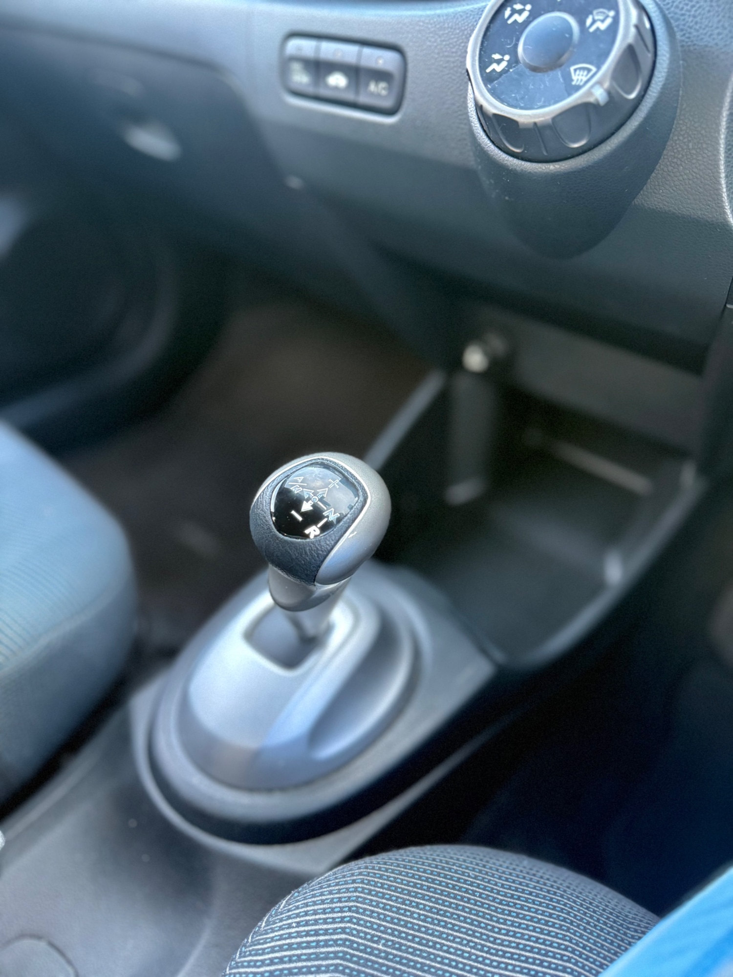 Used Honda Jazz 2009 for sale - 77663696: Photo 12