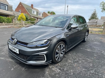 Used Volkswagen Golf 2018 for sale - 78527617: Photo