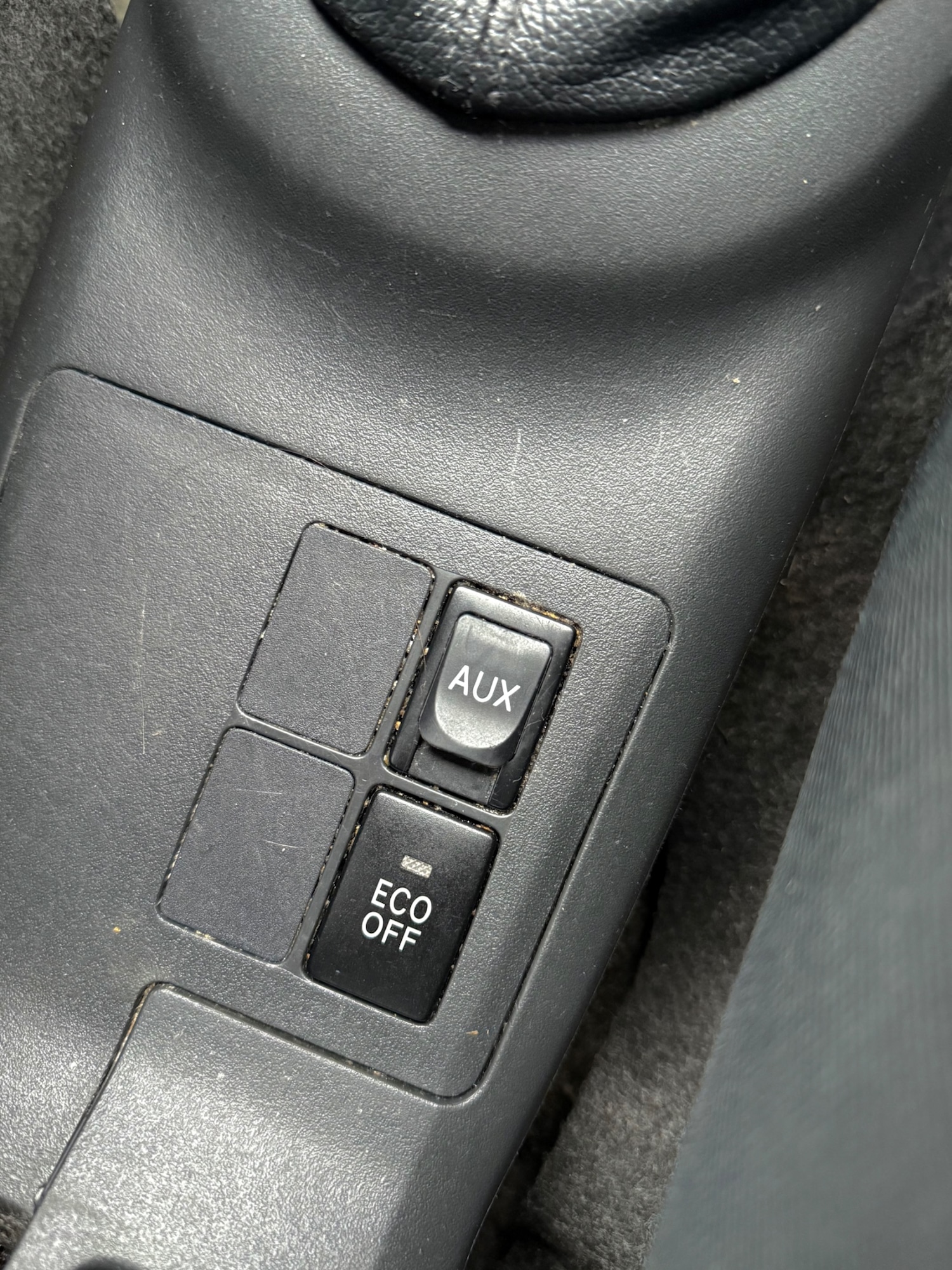 Used Toyota Yaris 2010 for sale - 77438596: Photo 11