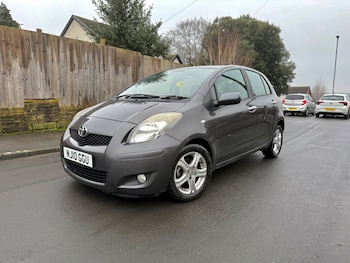 Used Toyota Yaris 2010 for sale - 77438596: Photo