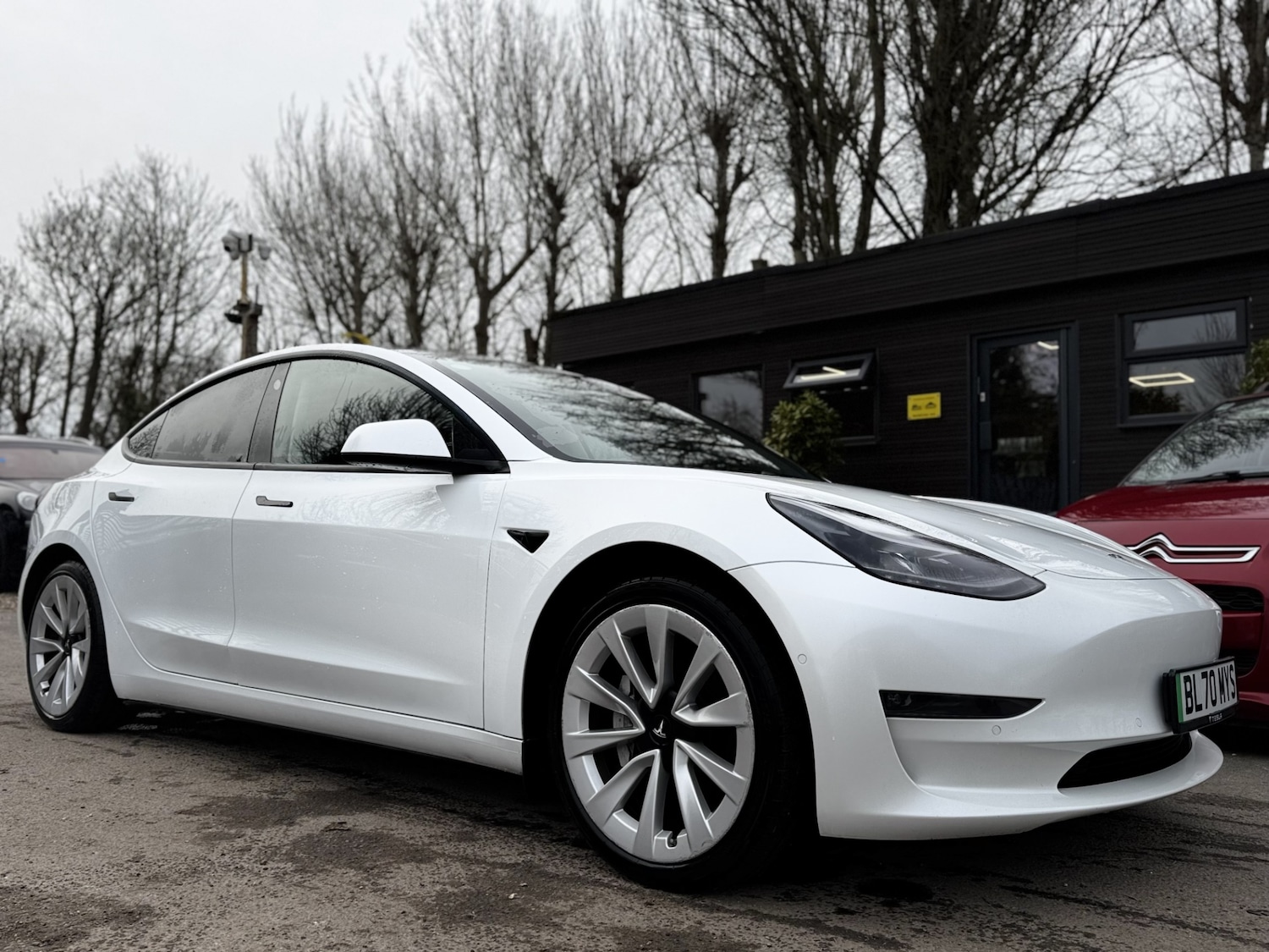 Used Tesla Model 3 2020 for sale - 77591477: Photo 2