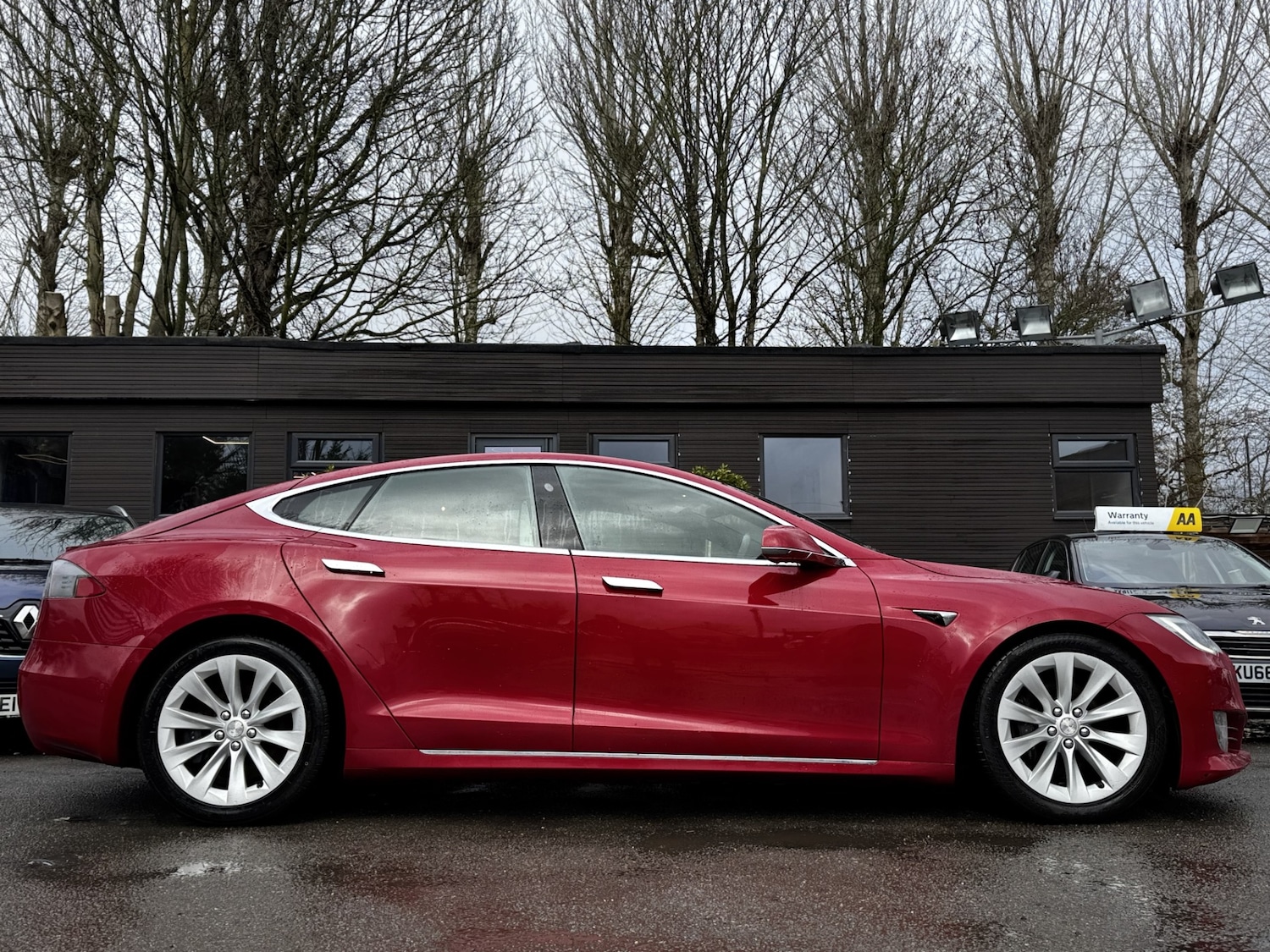 Used Tesla Model S 2017 for sale - 77591348: Photo 5